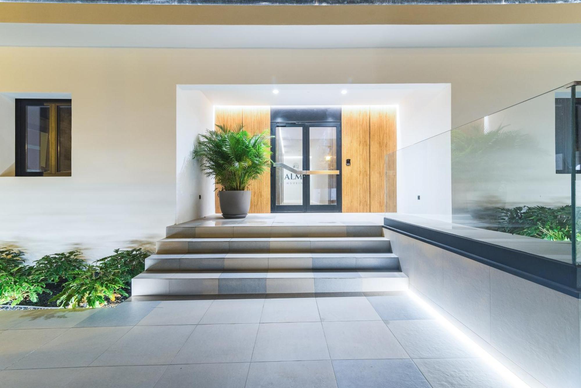 La Vega De Ciudad Jardin Suites Лас-Пальмас-де-Гран-Канария Экстерьер фото